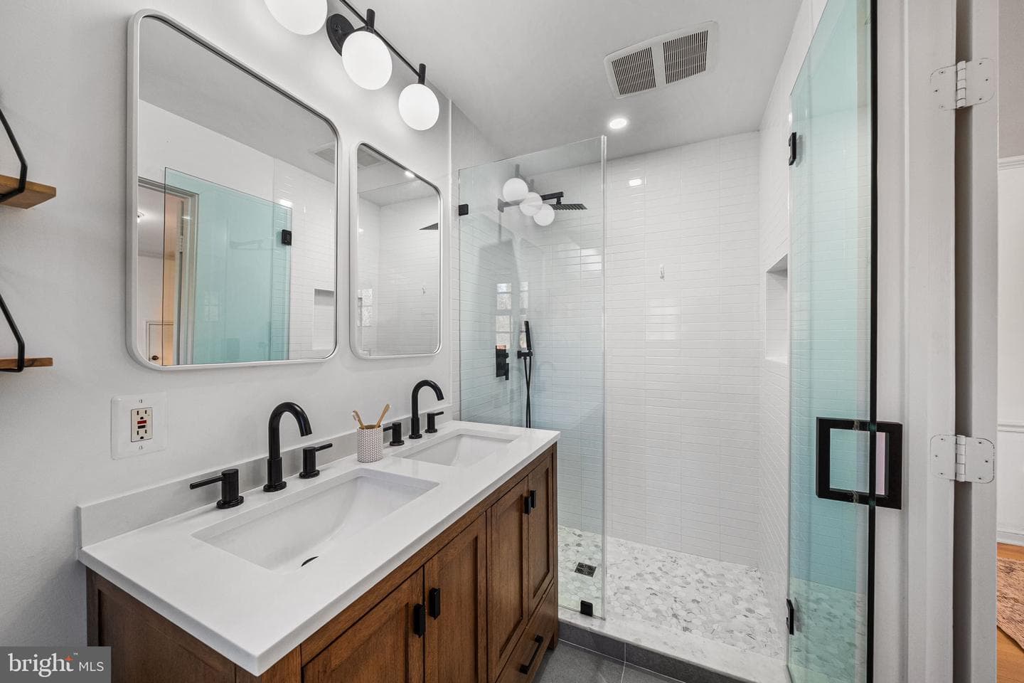 7305 Fort Hunt Road photo 28