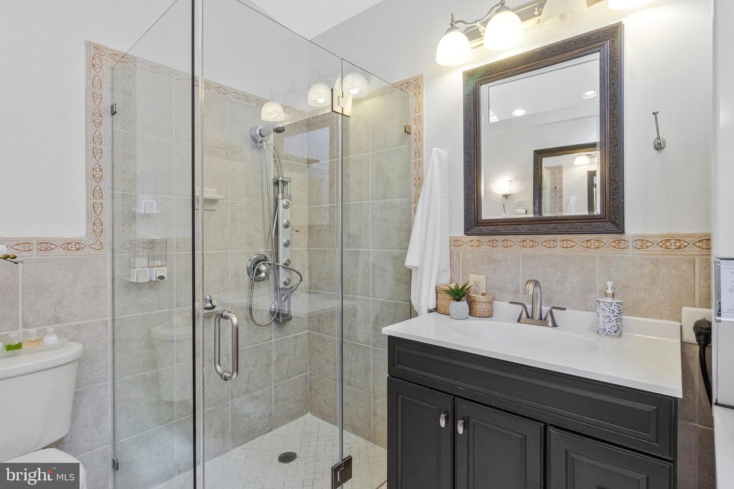 6400 Julian Street photo 35