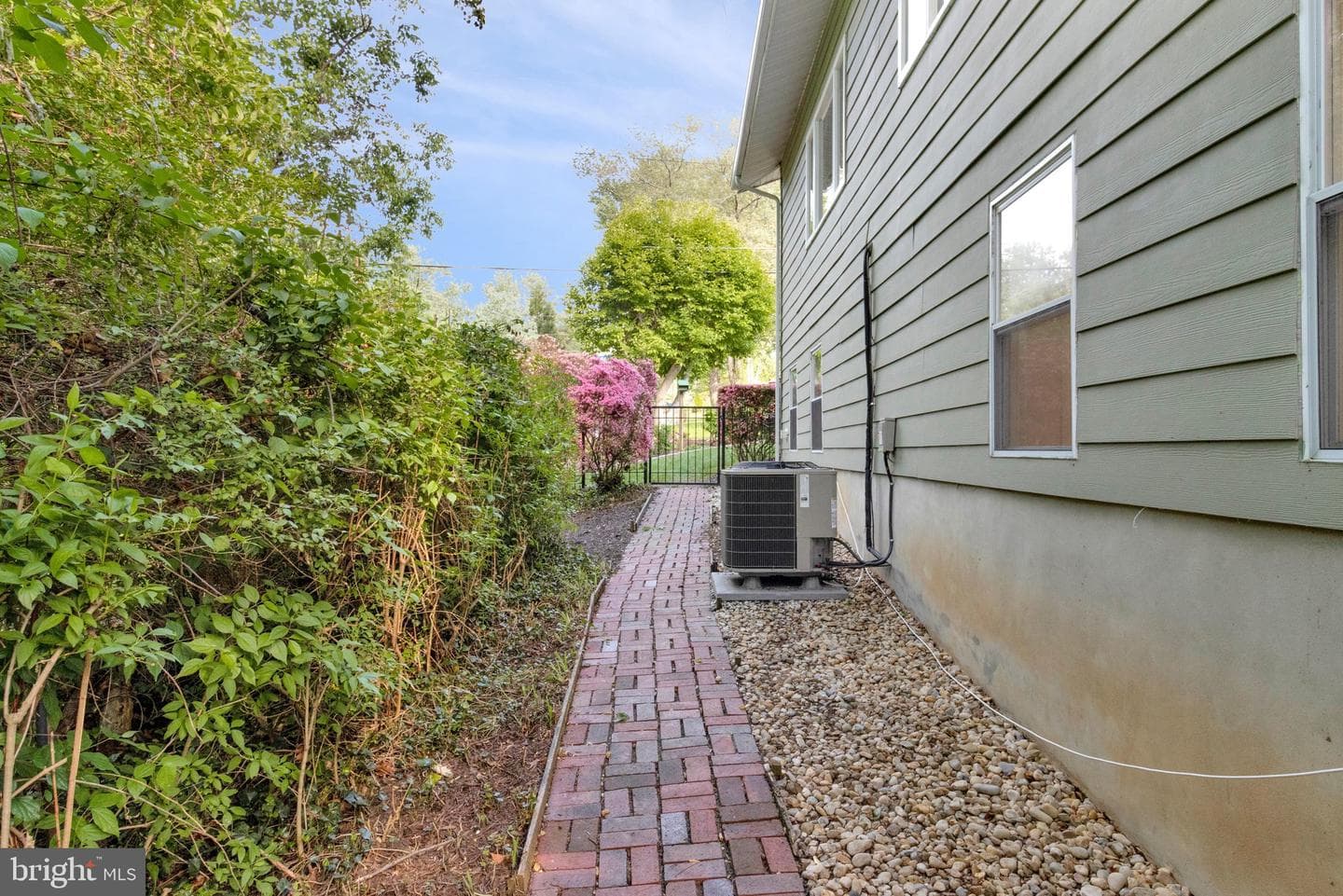 6400 Julian Street photo 59