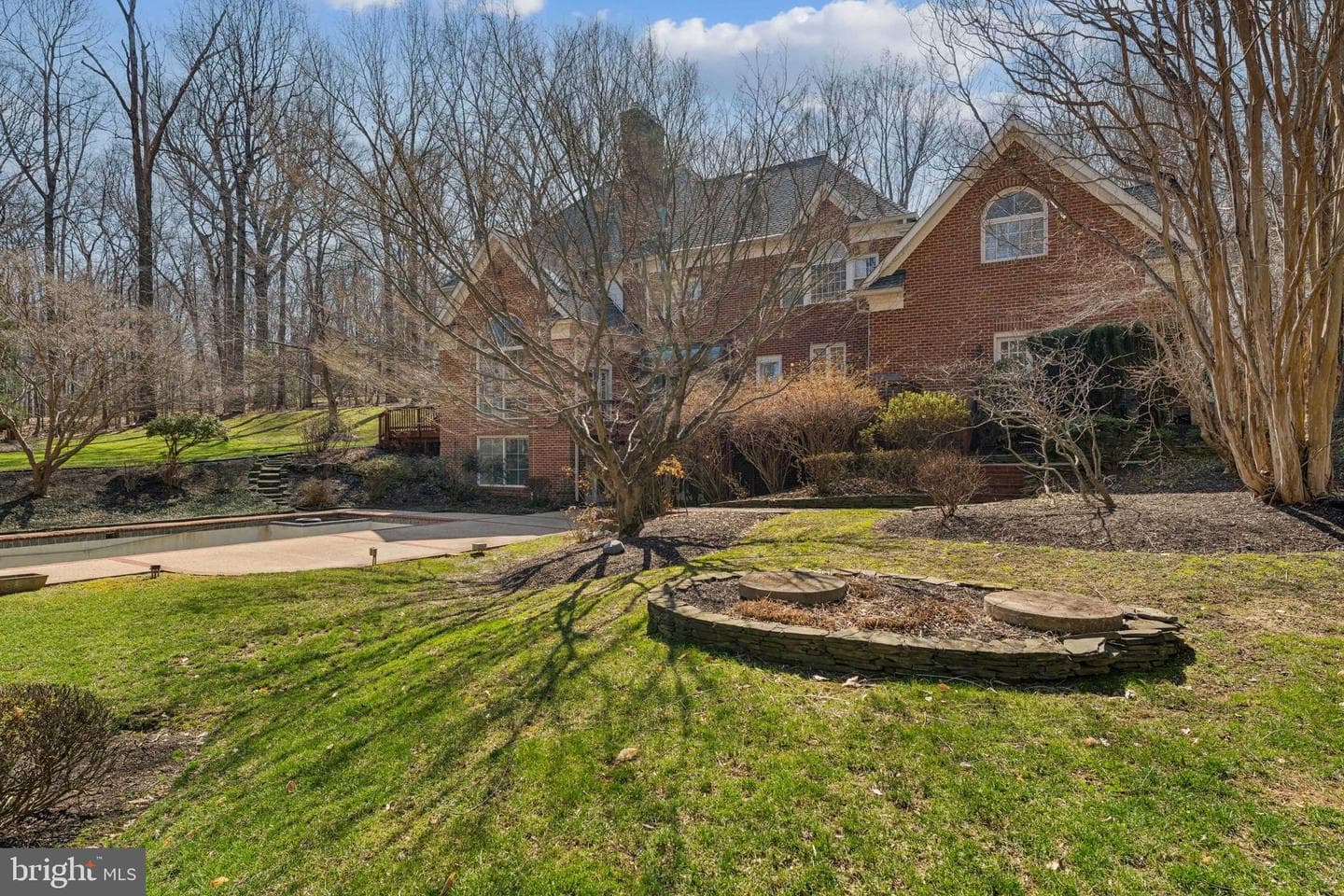 7700 Leeds Manor Court photo 37