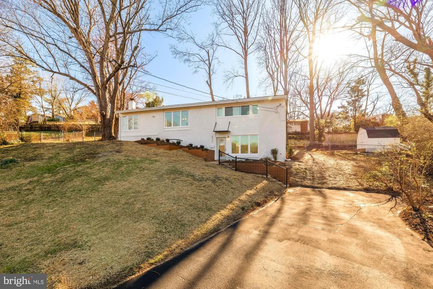 5512 Fiske Place photo 2