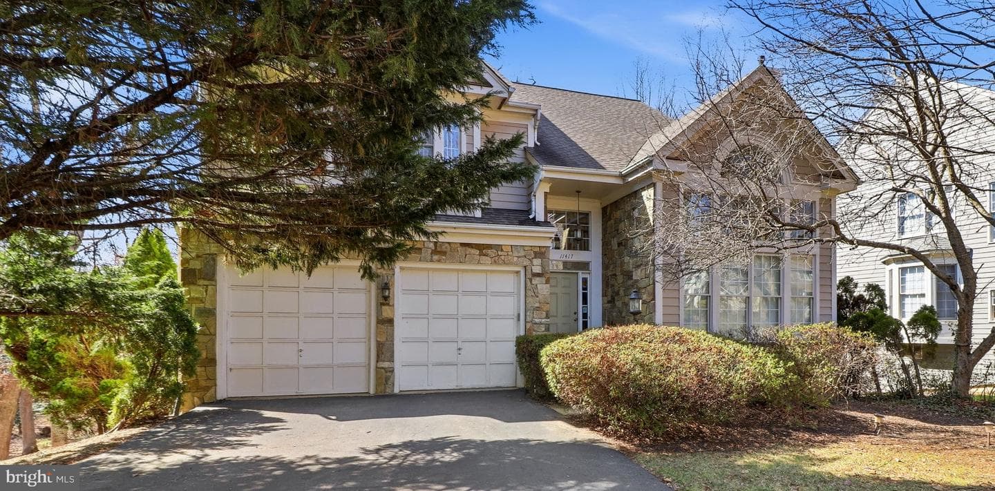 11417 Night Star Way, Reston