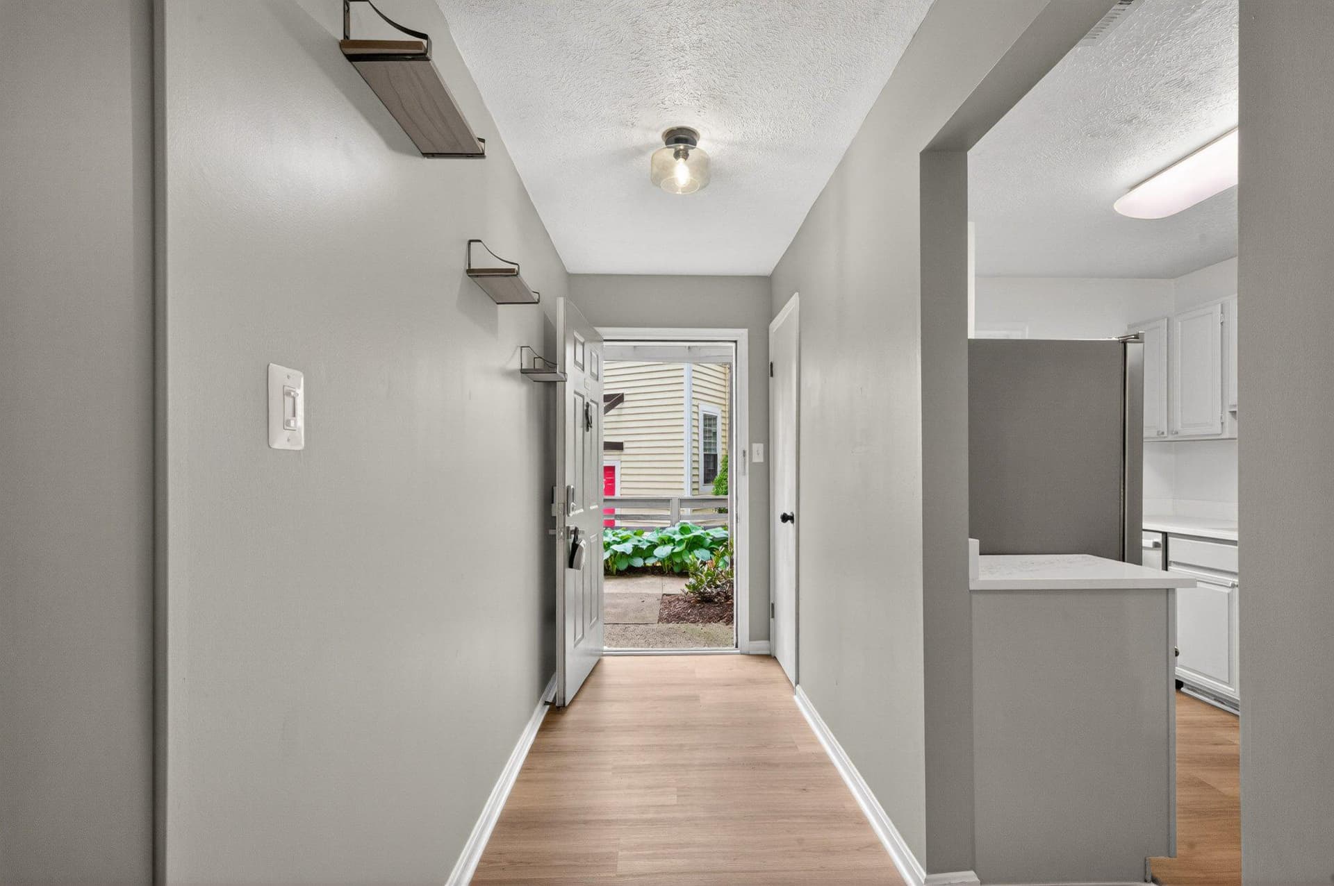 10146 Oakton Terrace Road #10146 photo 5