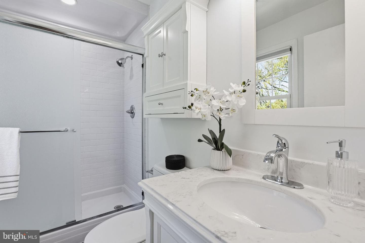 7379 Hallcrest Drive photo 22