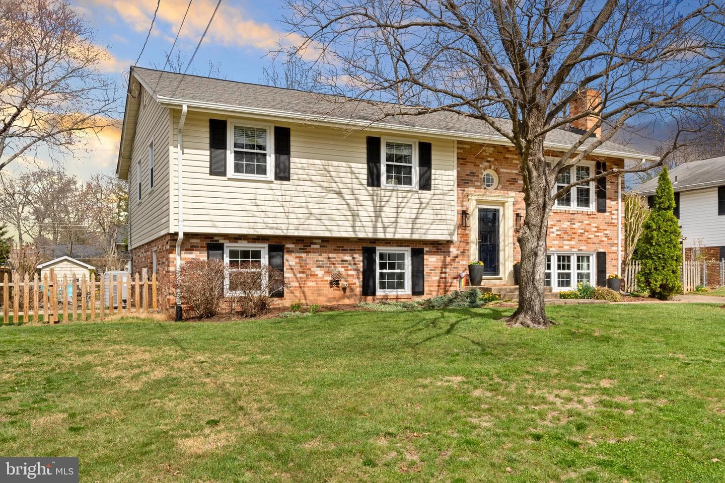 15014 Tarleton Drive photo 2