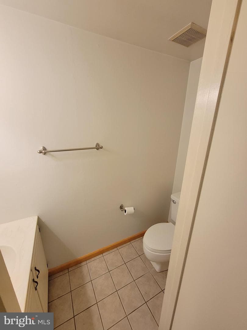 3853 Steppes Court #3853-B photo 12
