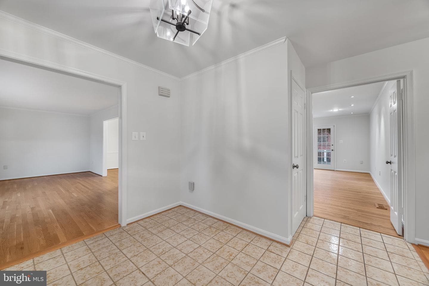 2701 Verily Court photo 5