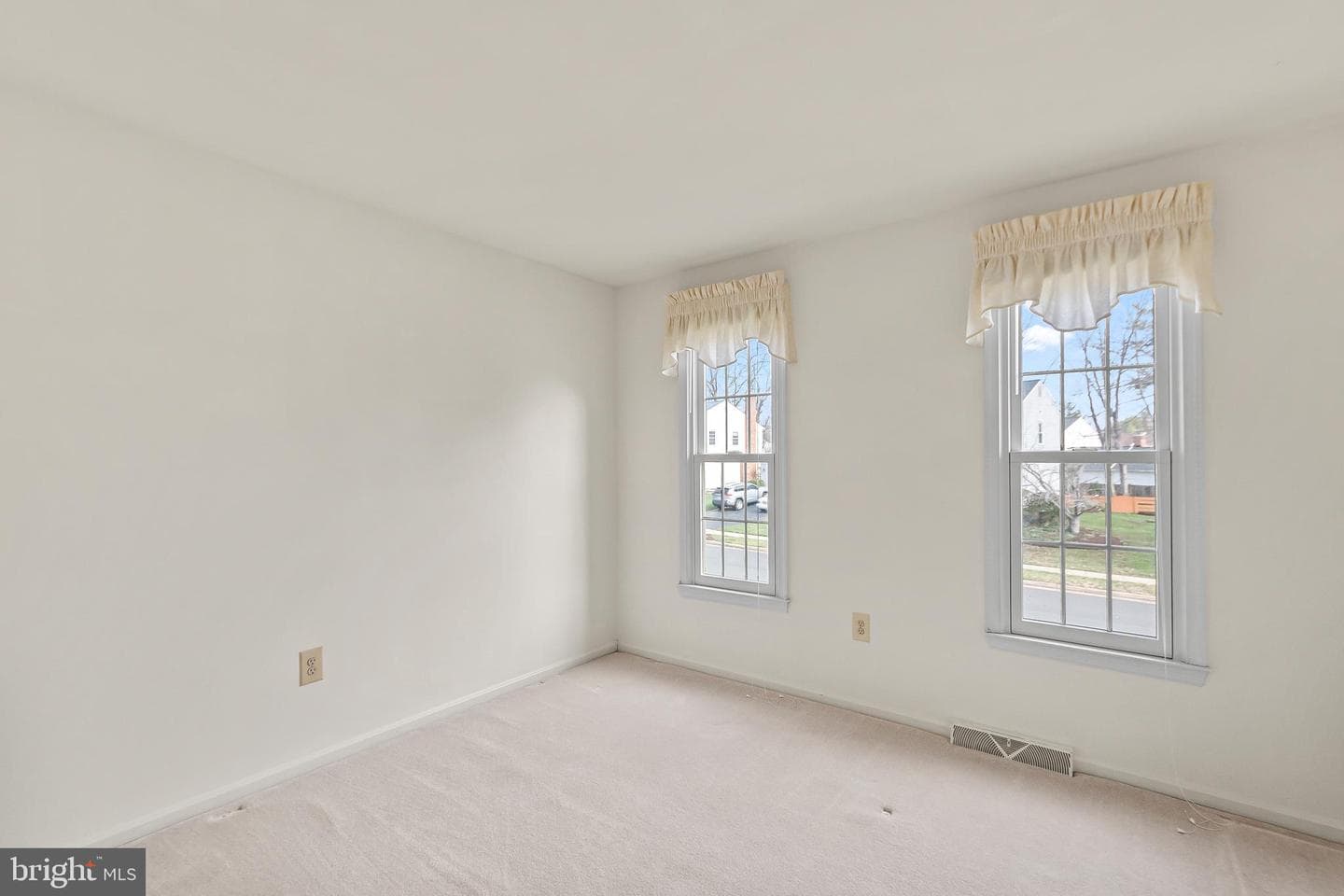 9005 Penn Manor Court photo 14