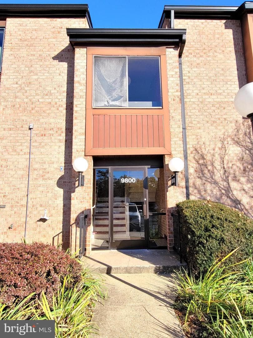 9800 Kingsbridge Drive #2 photo 4