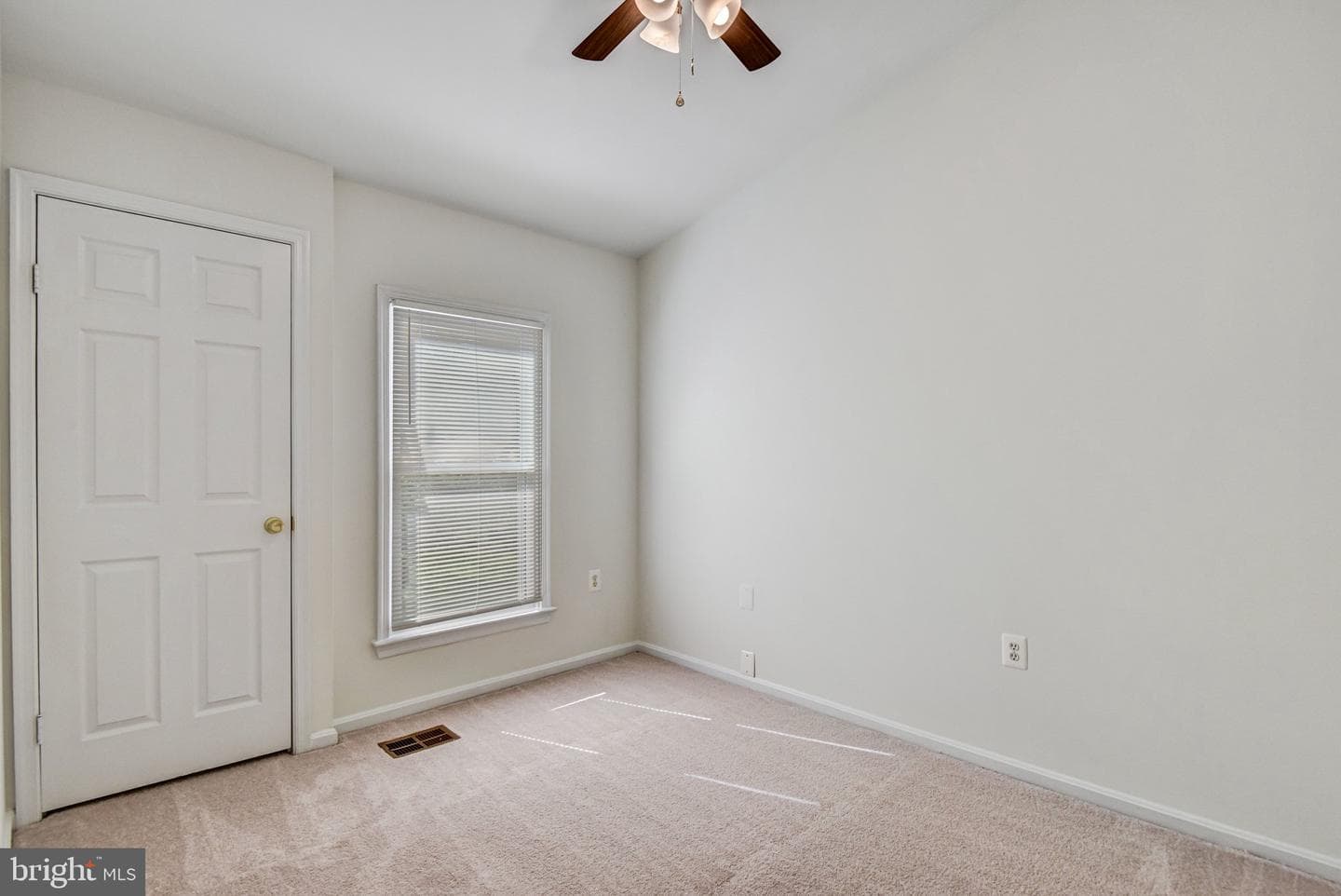 13847 Coleman Court photo 35