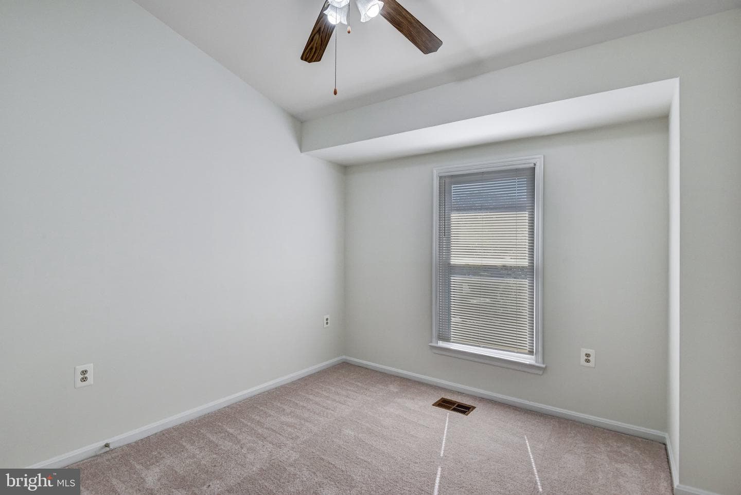 13847 Coleman Court photo 37