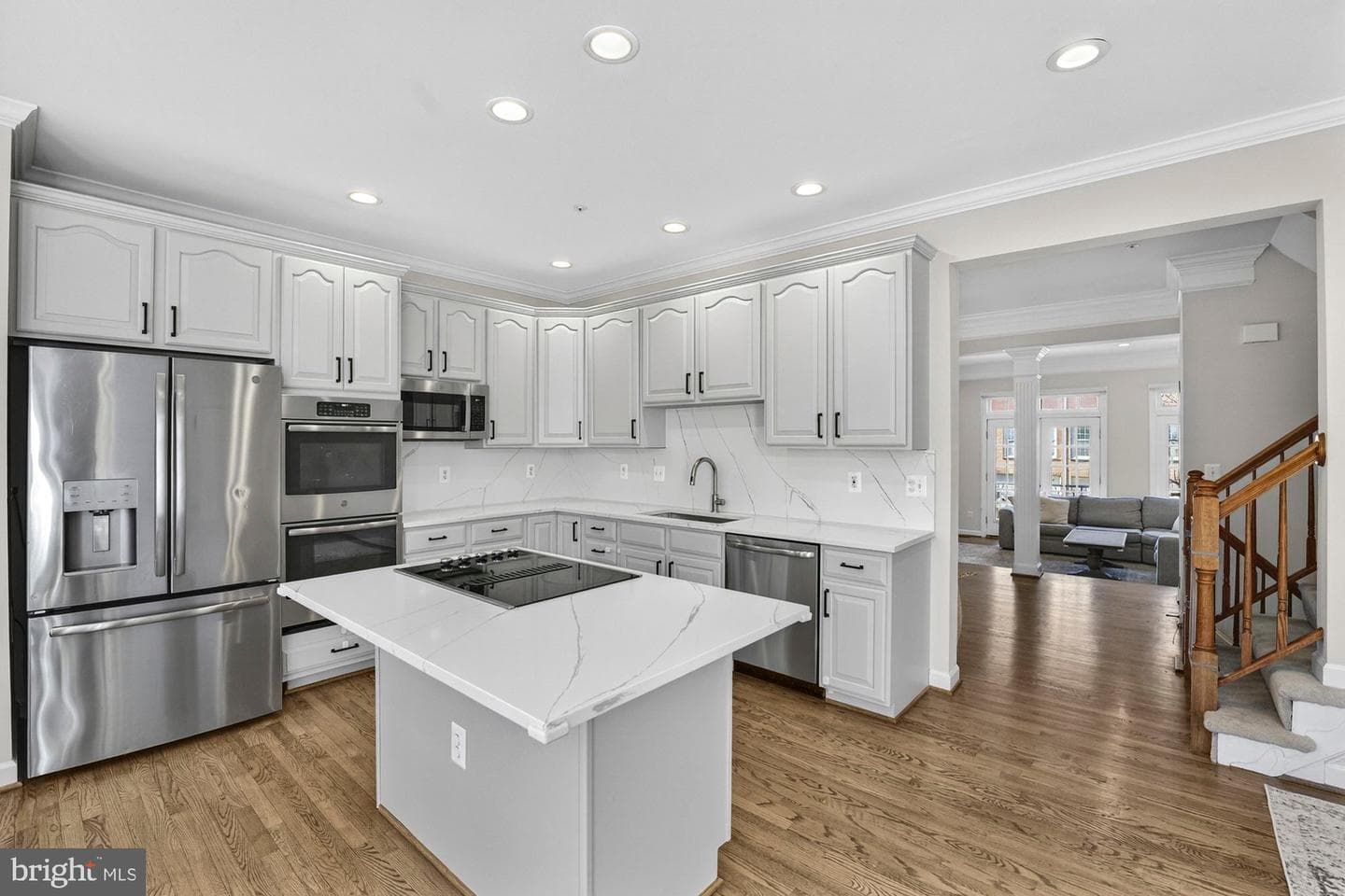 1807 Brentridge Street photo 4
