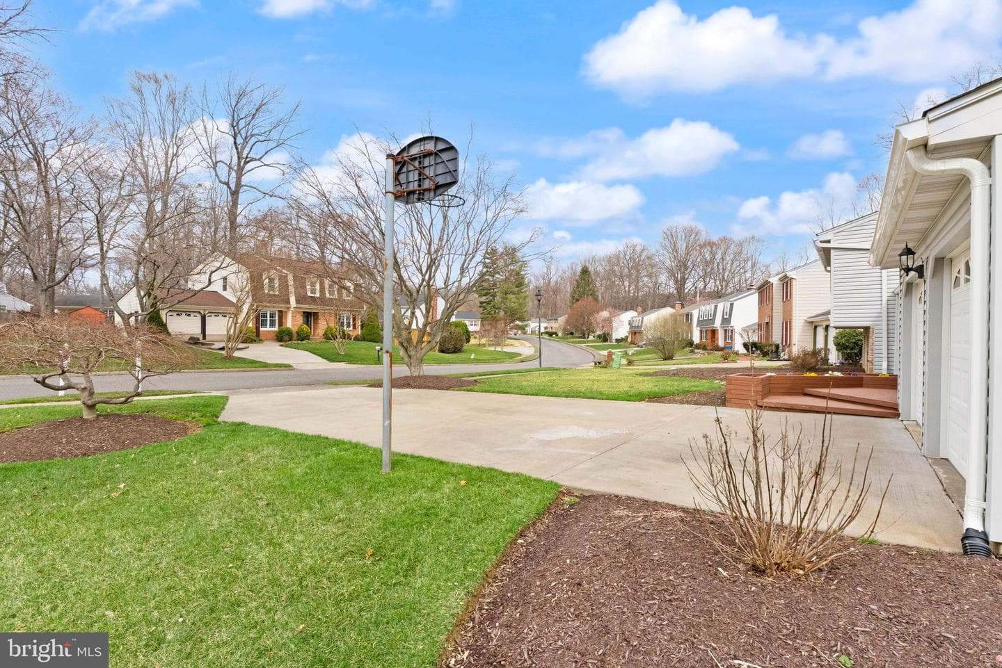 6027 Ridge Ford Drive photo 9