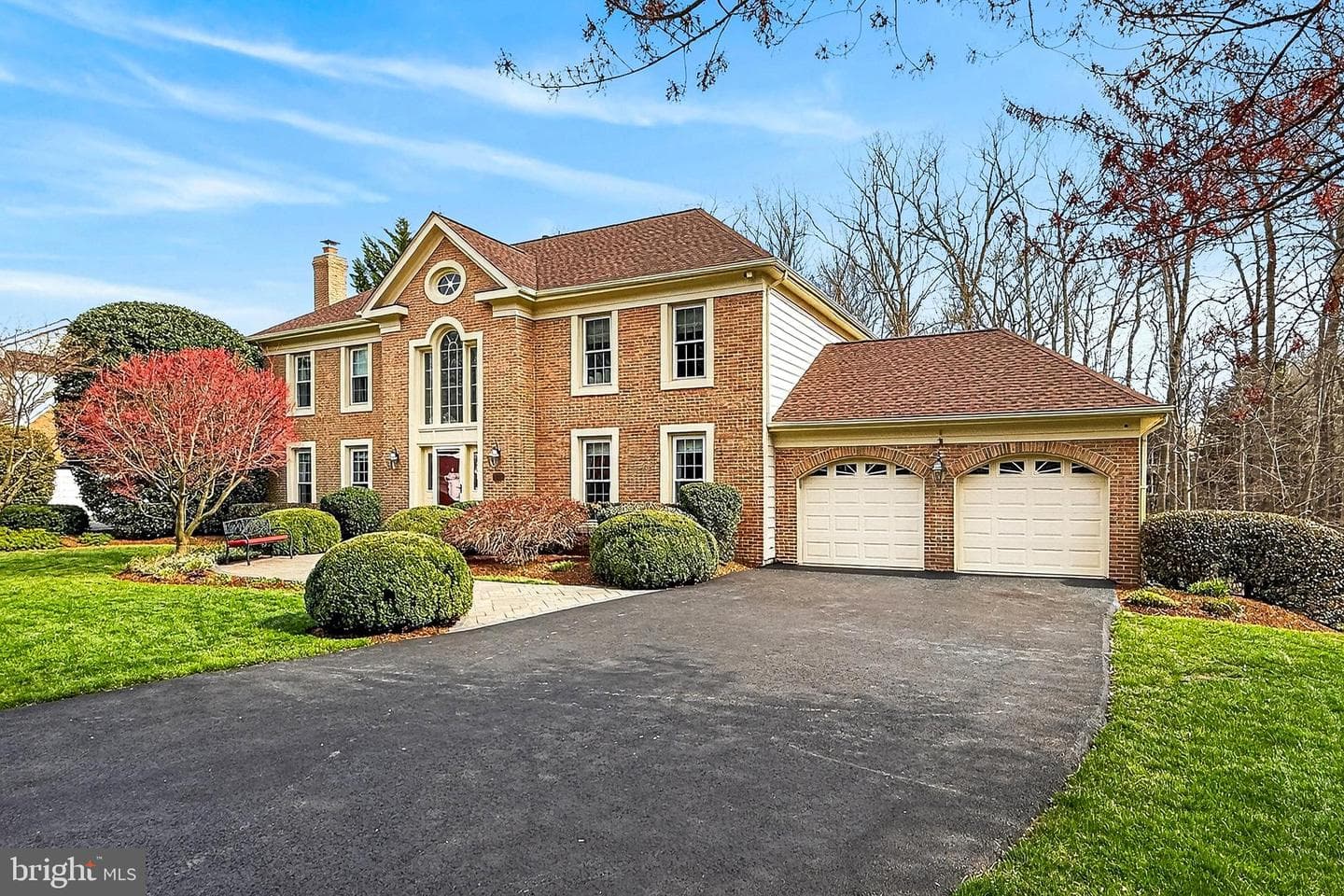 9527 Crosspointe Drive photo 3