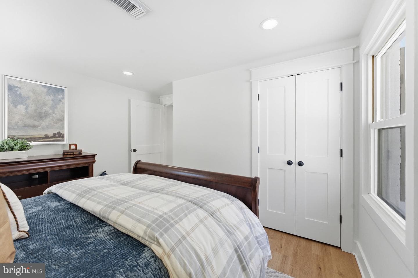 8615 Kerry Lane photo 35