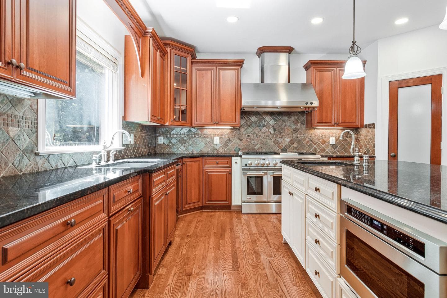6312 Maryview Street photo 24