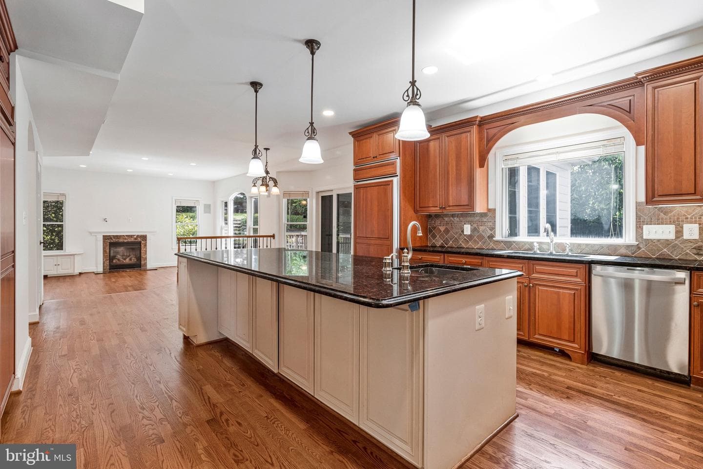 6312 Maryview Street photo 27