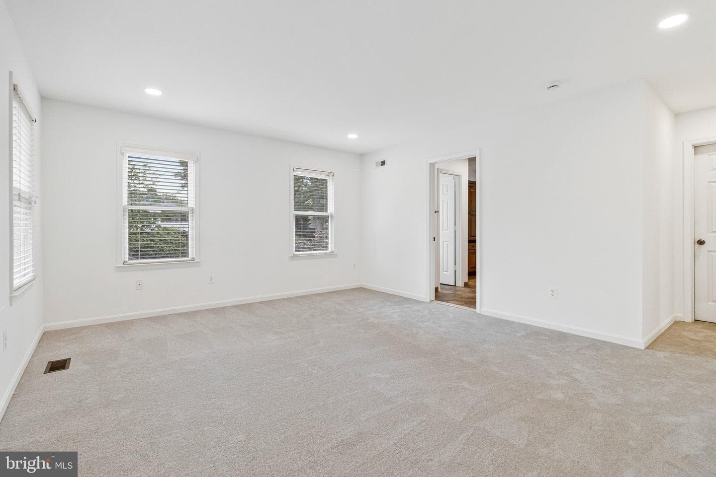 6312 Maryview Street photo 46
