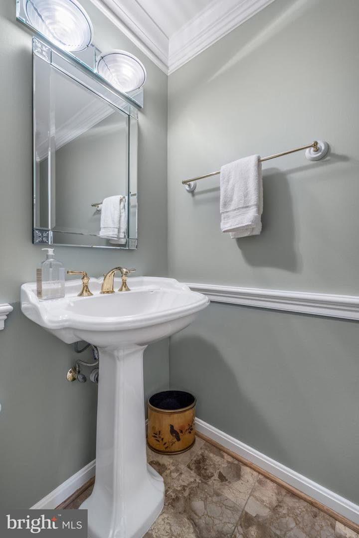 718 Ridge Drive photo 24