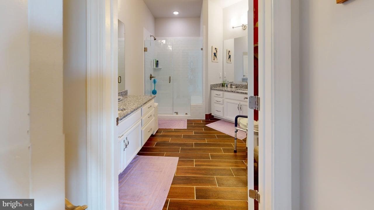 6107 Fairview Farm Drive #202 photo 47