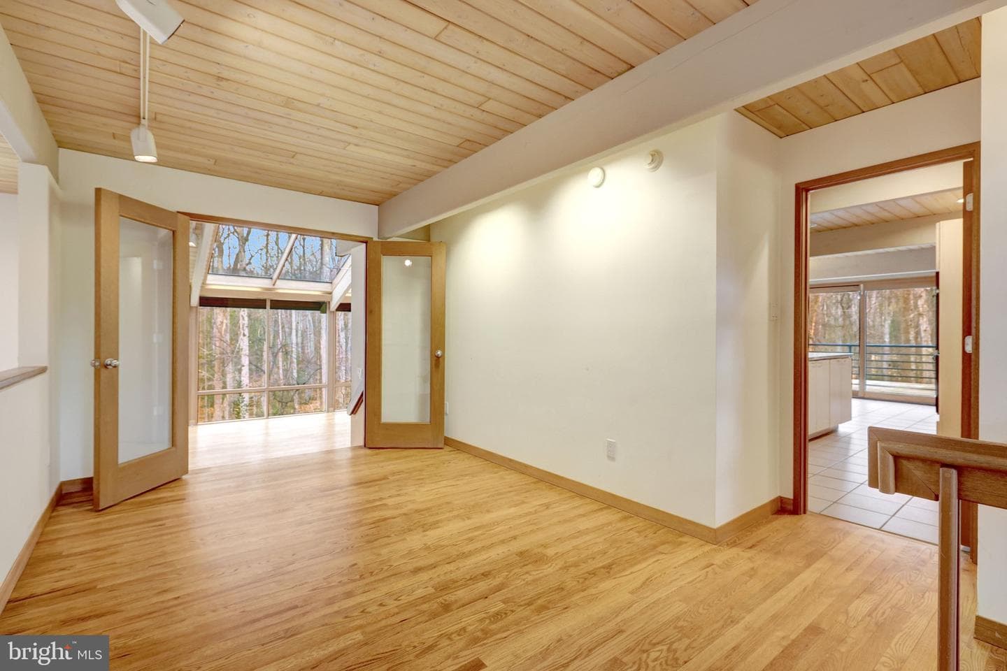 8620 Polk Street photo 18