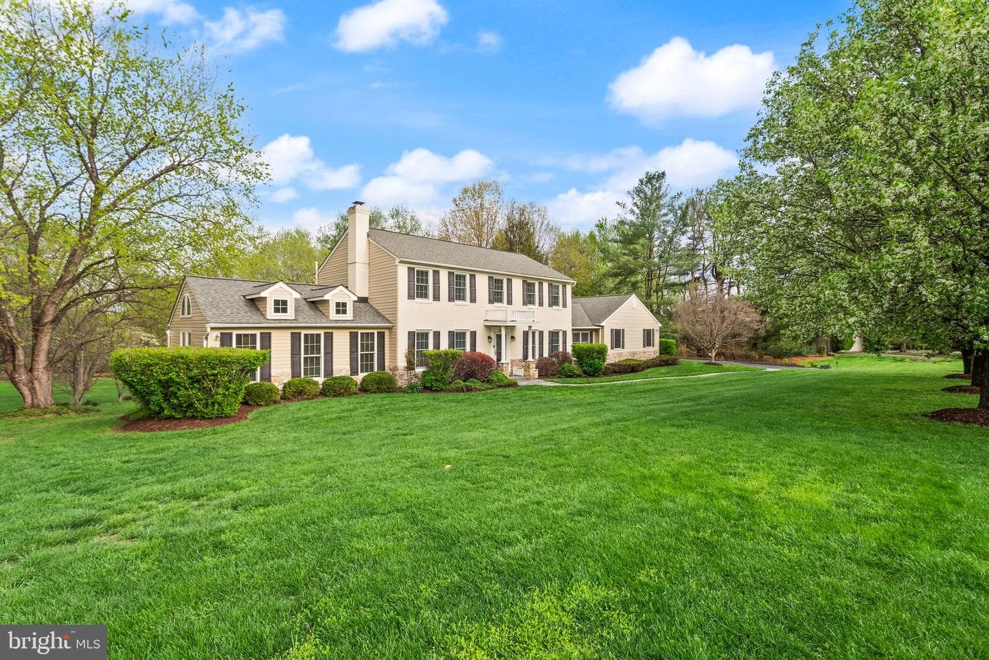 813 Lunenburg Road photo 4