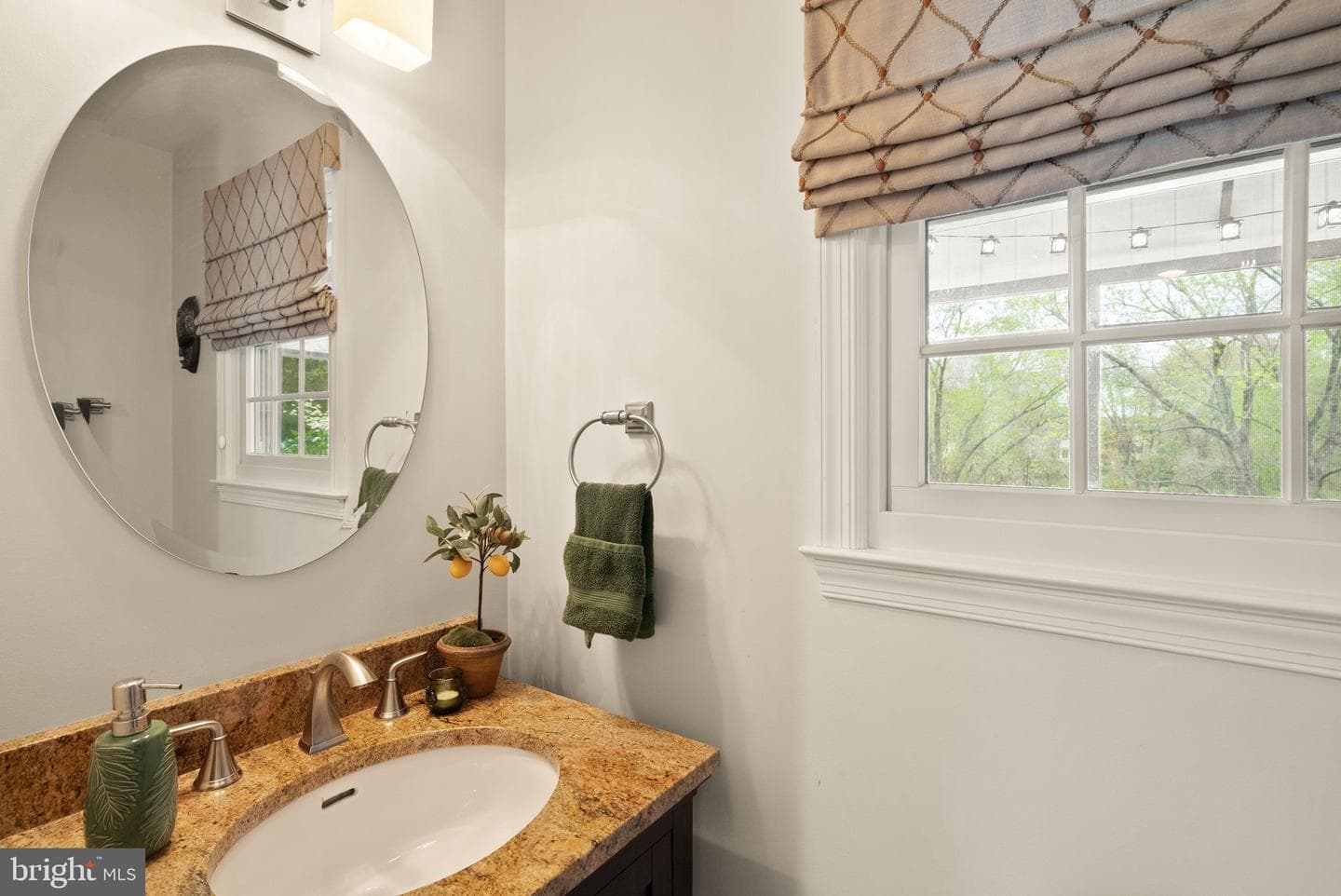 813 Lunenburg Road photo 40
