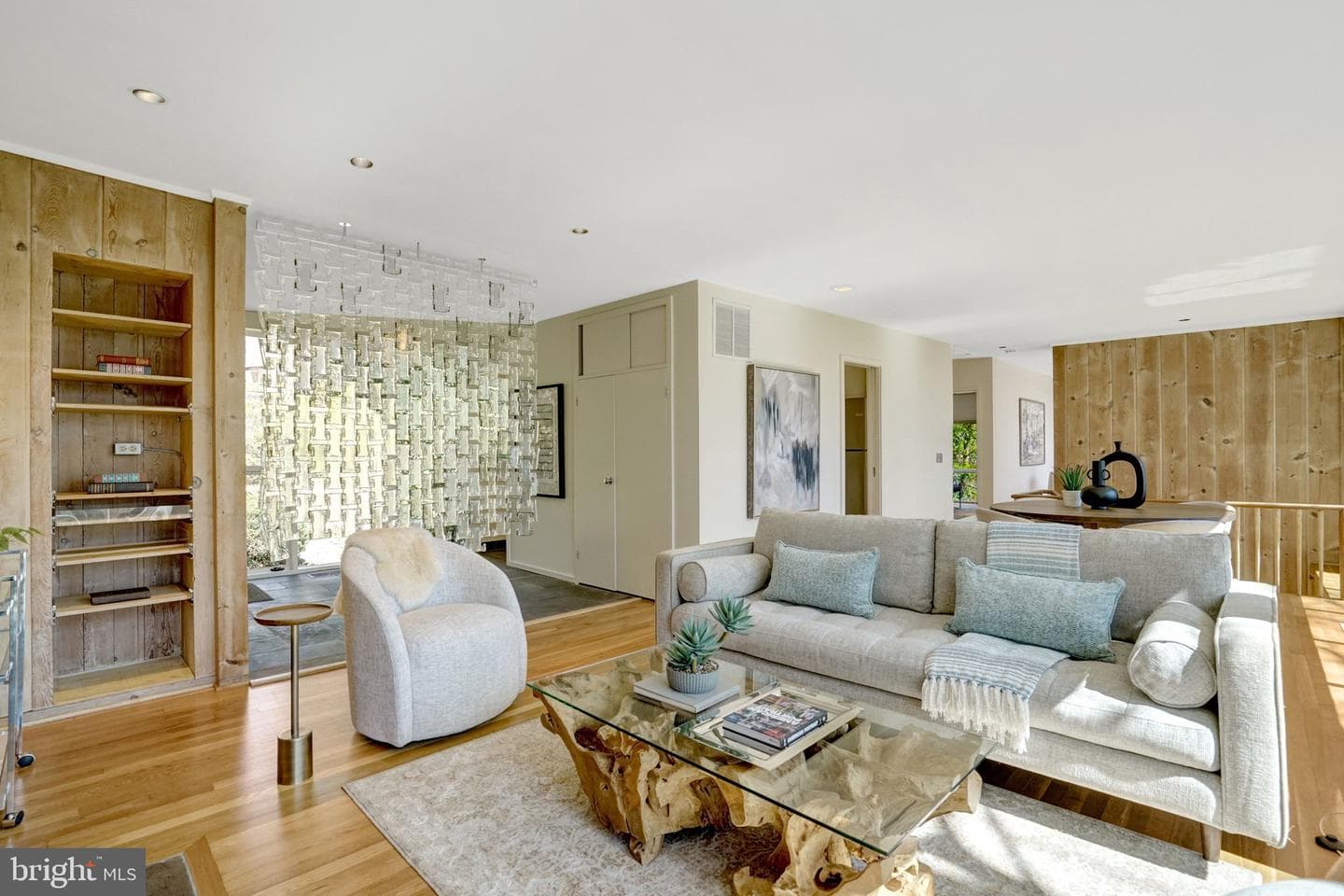 7400 Rebecca Drive photo 9