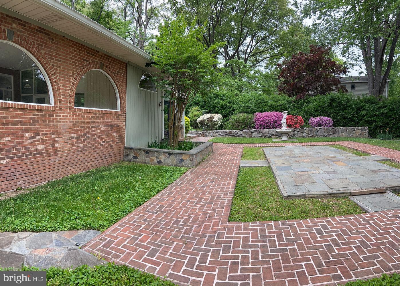 8904 Bridgehaven Court photo 16