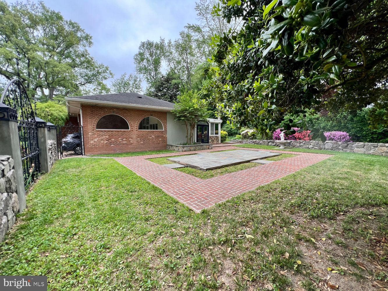 8904 Bridgehaven Court photo 18