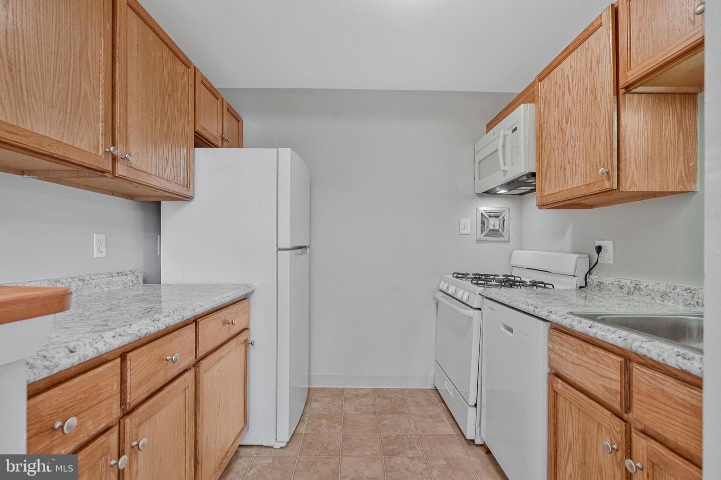 1916 Wilson Lane #202 photo 24