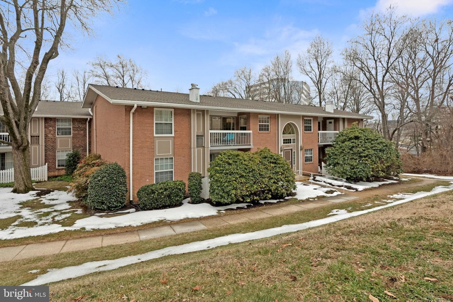 1916 Wilson Lane #202 photo 32