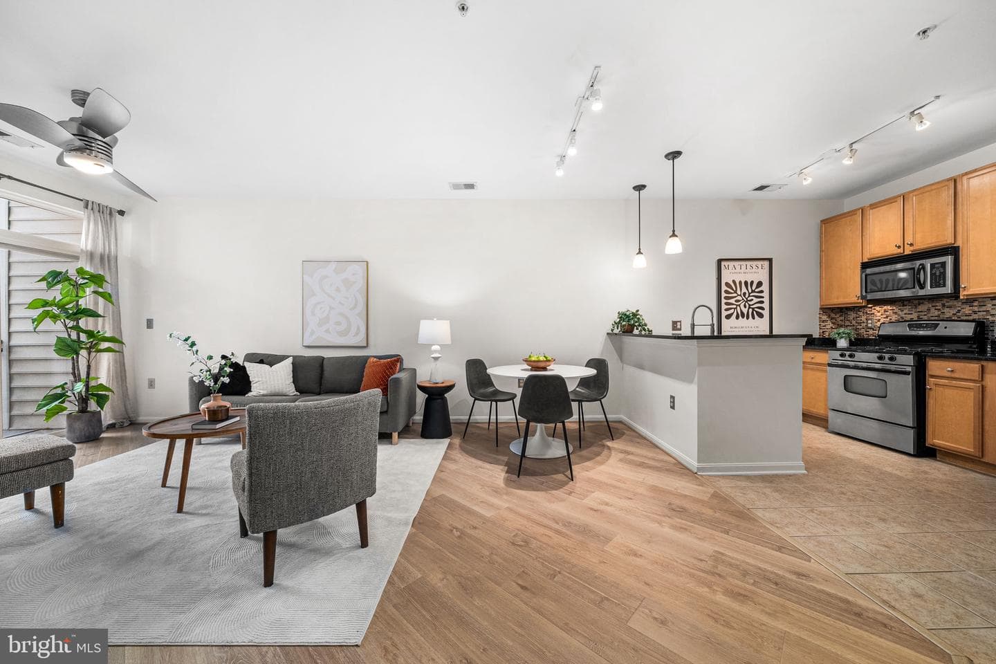 2665 Prosperity Avenue #231 photo 8