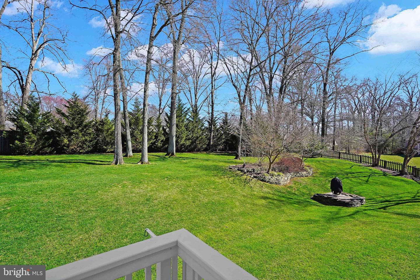 7366 Hunters Oak Court photo 25