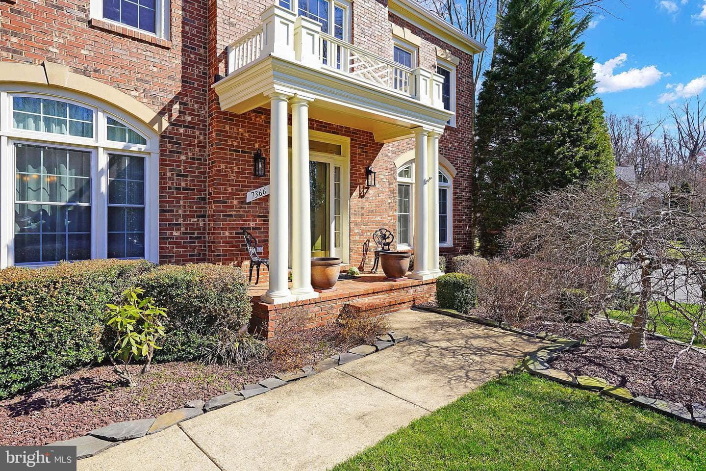 7366 Hunters Oak Court photo 5