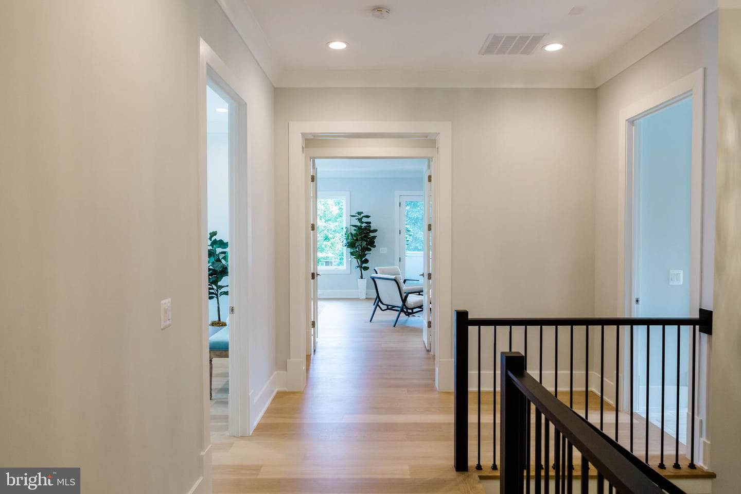 1101 Clover Dr photo 33