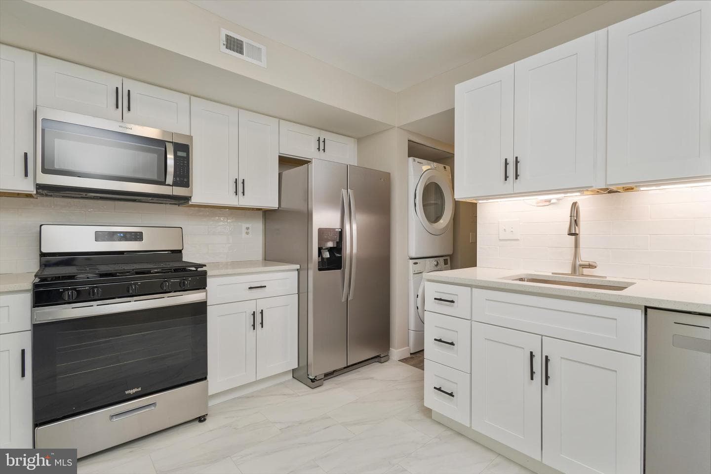 2054 Royal Fern Court #24/21b photo 14