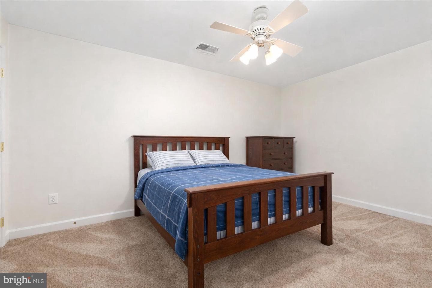 1401 Buena Vista Avenue photo 37