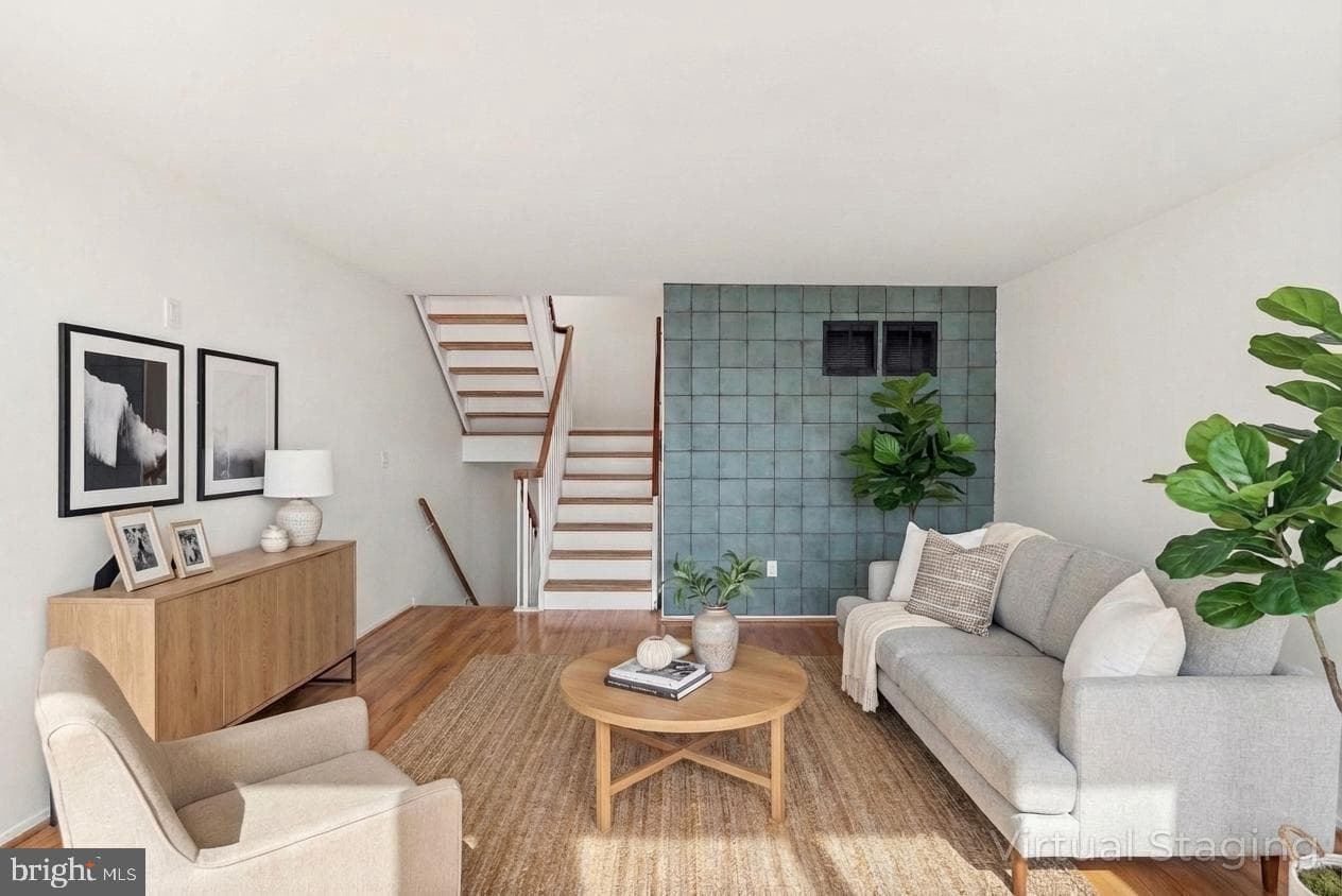 11465 Washington Plaza W photo 12