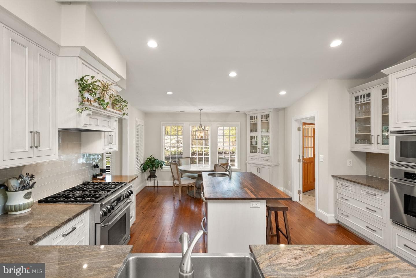 11809 Wayland Street photo 24