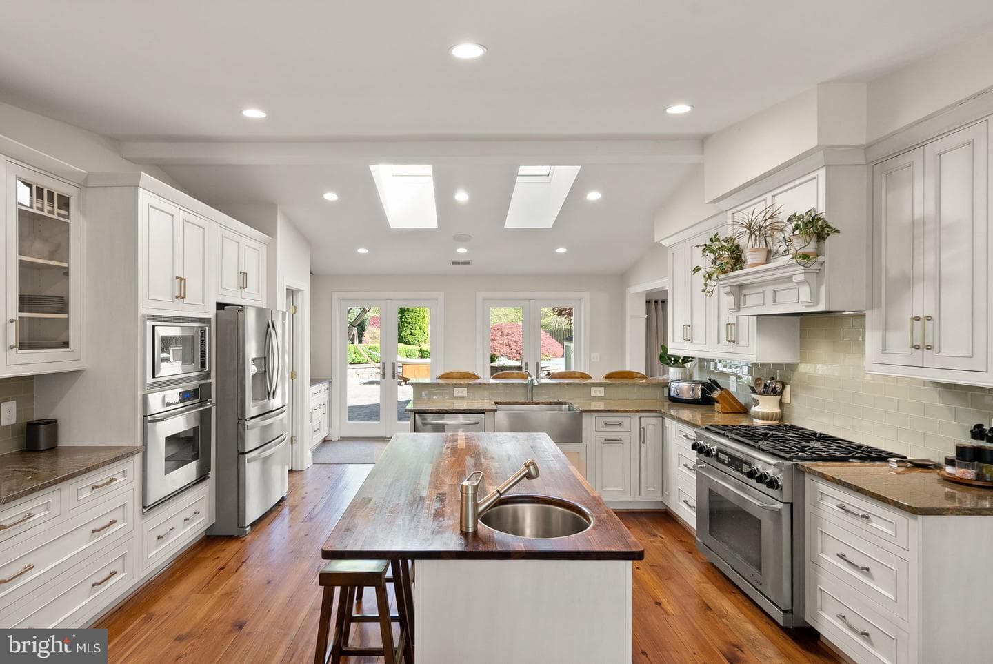 11809 Wayland Street photo 30