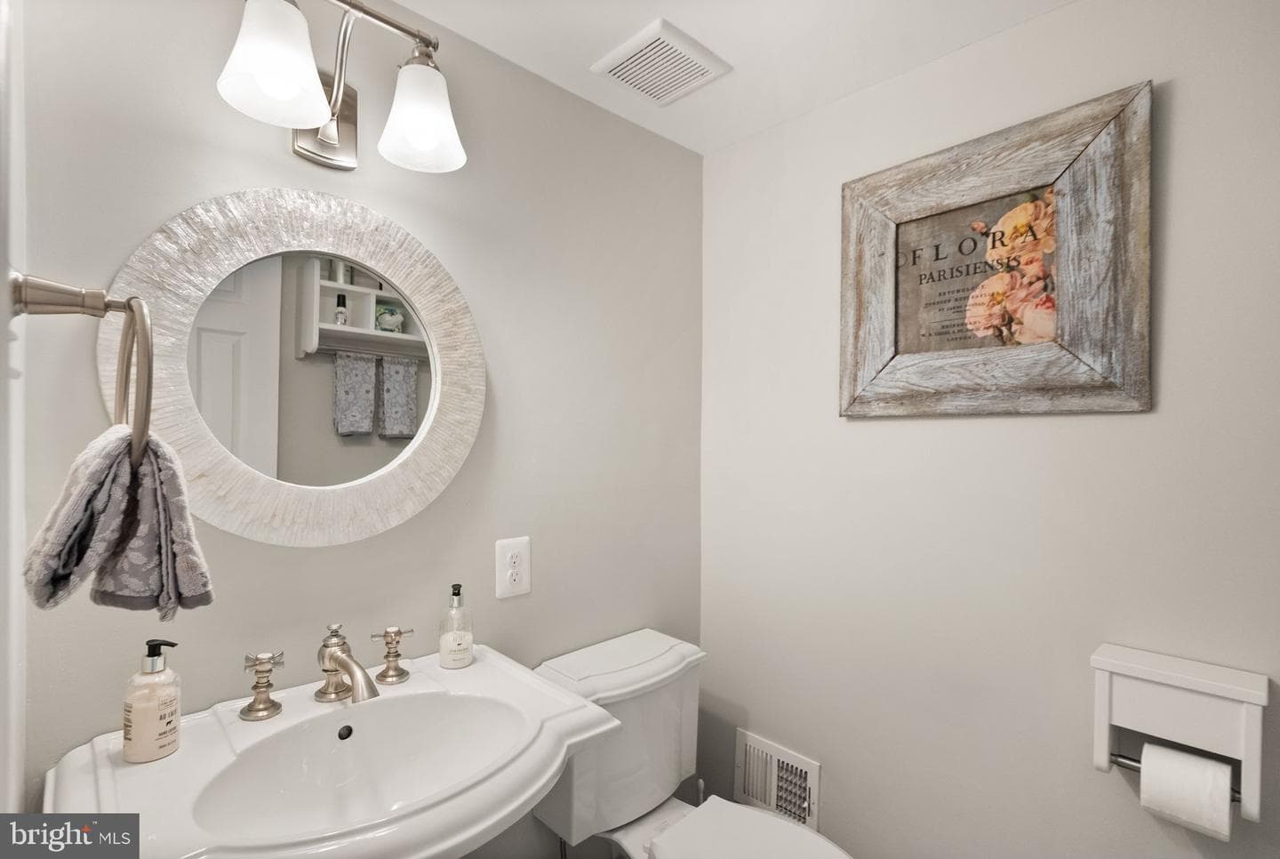 11809 Wayland Street photo 57