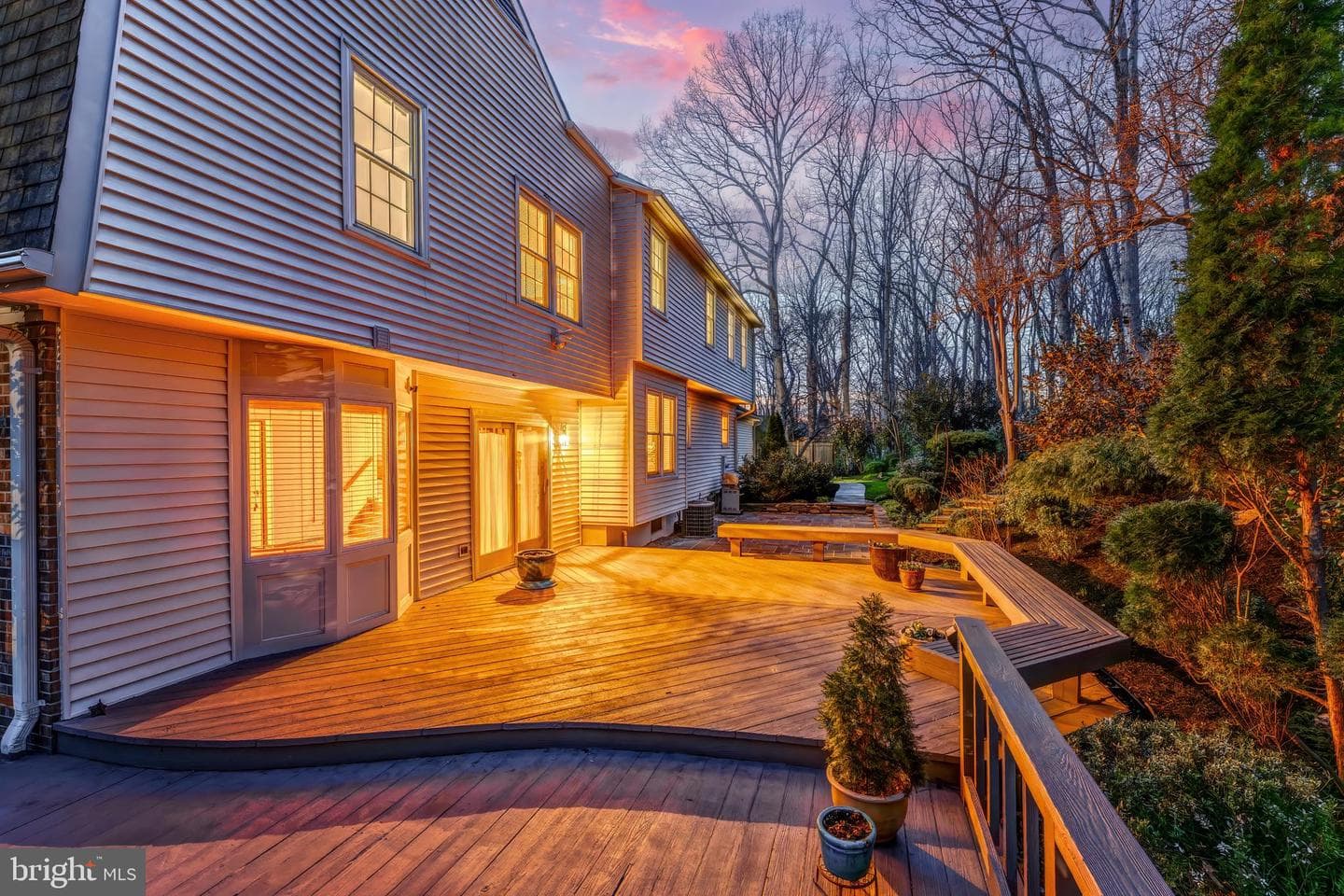 1807 Abbey Glen photo 4