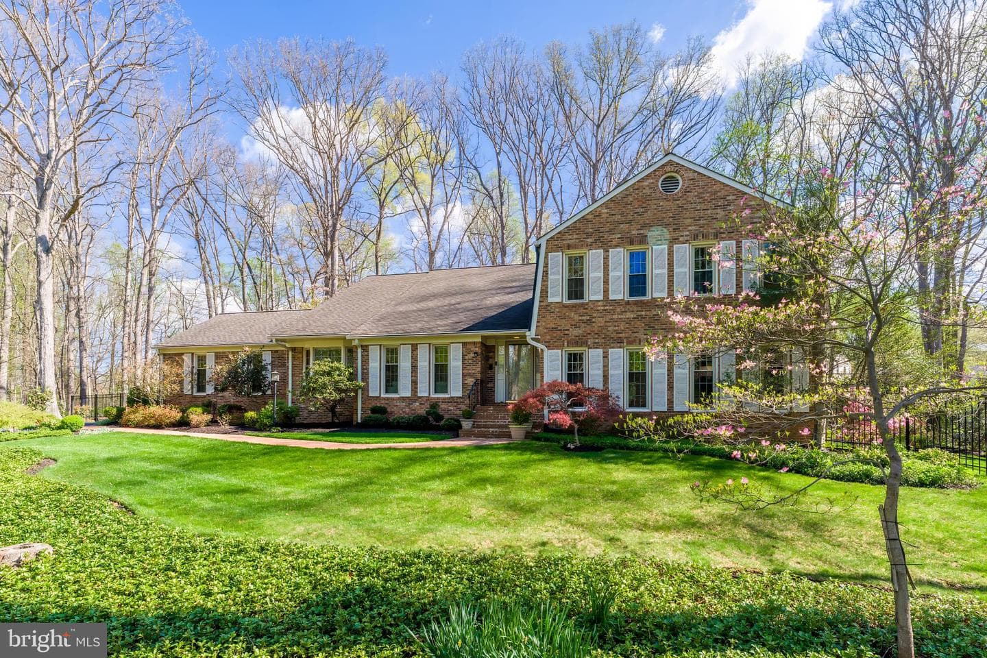 1807 Abbey Glen photo 95