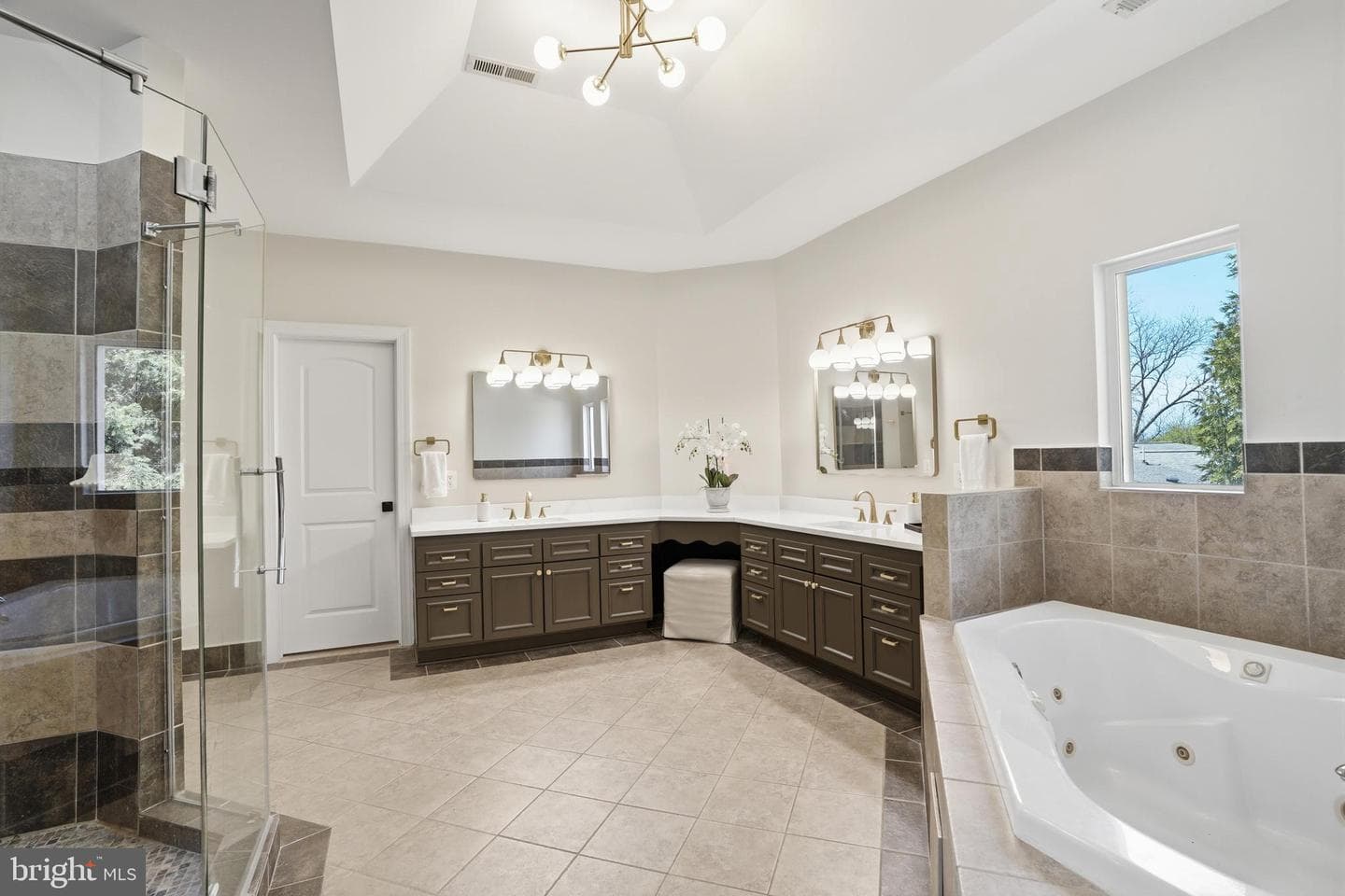 8228 Westchester Drive photo 37