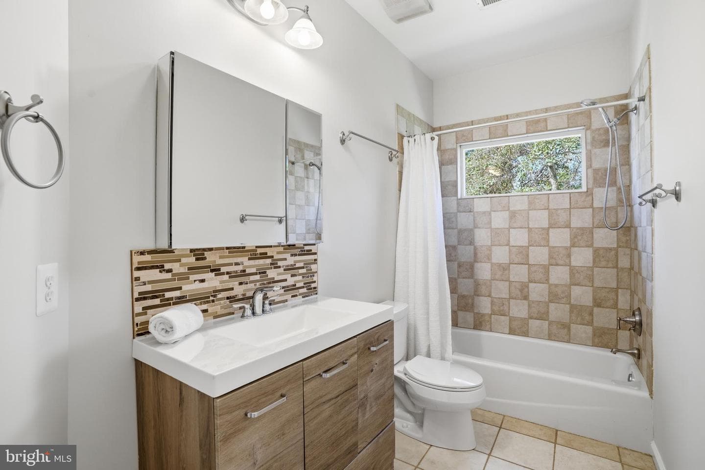 8228 Westchester Drive photo 41