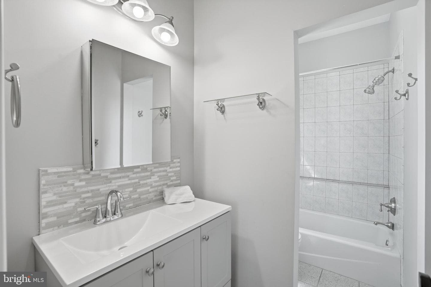 8228 Westchester Drive photo 44