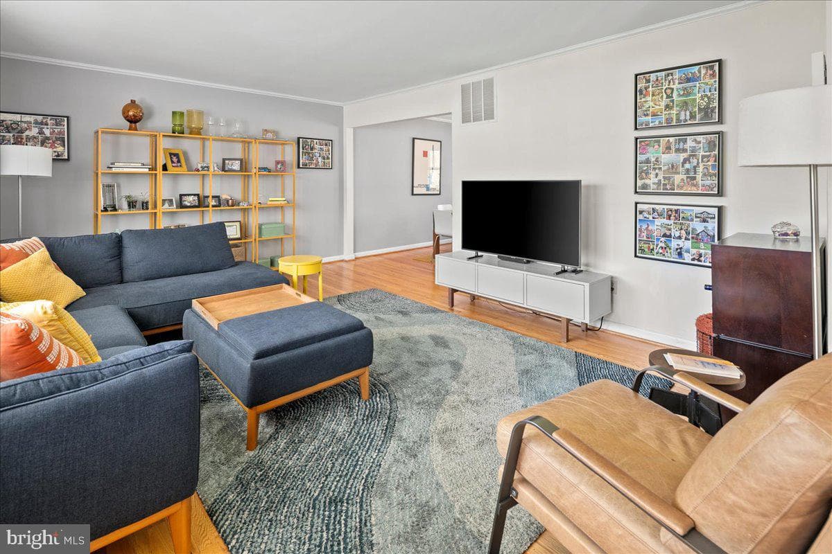 3104 Little Creek Lane photo 5