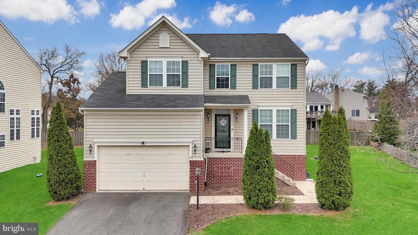 1694 Winterwood Court photo 2