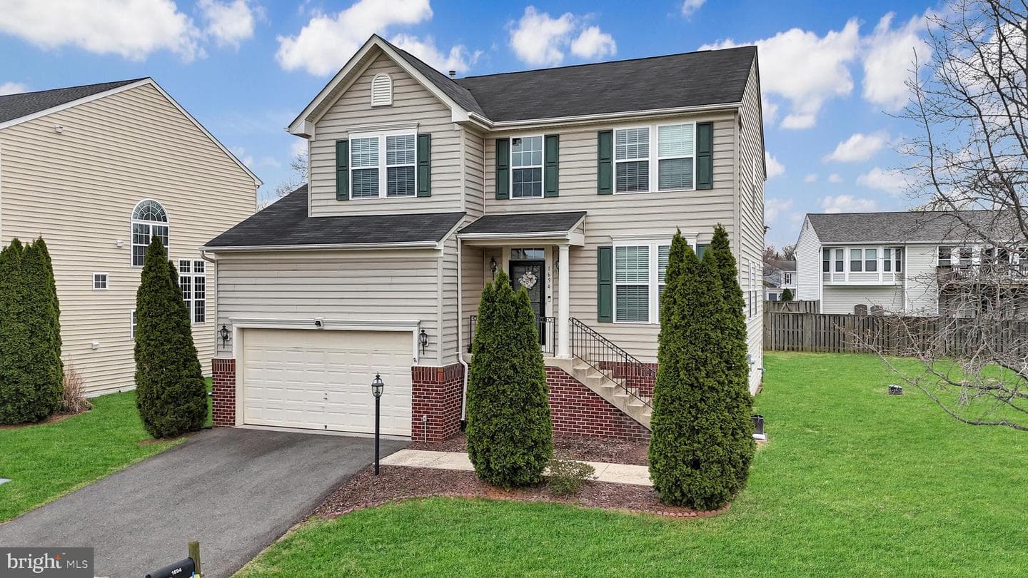 1694 Winterwood Court photo 3